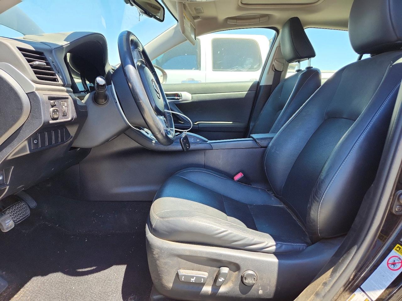 JTHKD5BH2C2074993 · 2012 LEXUS CT · 7/12