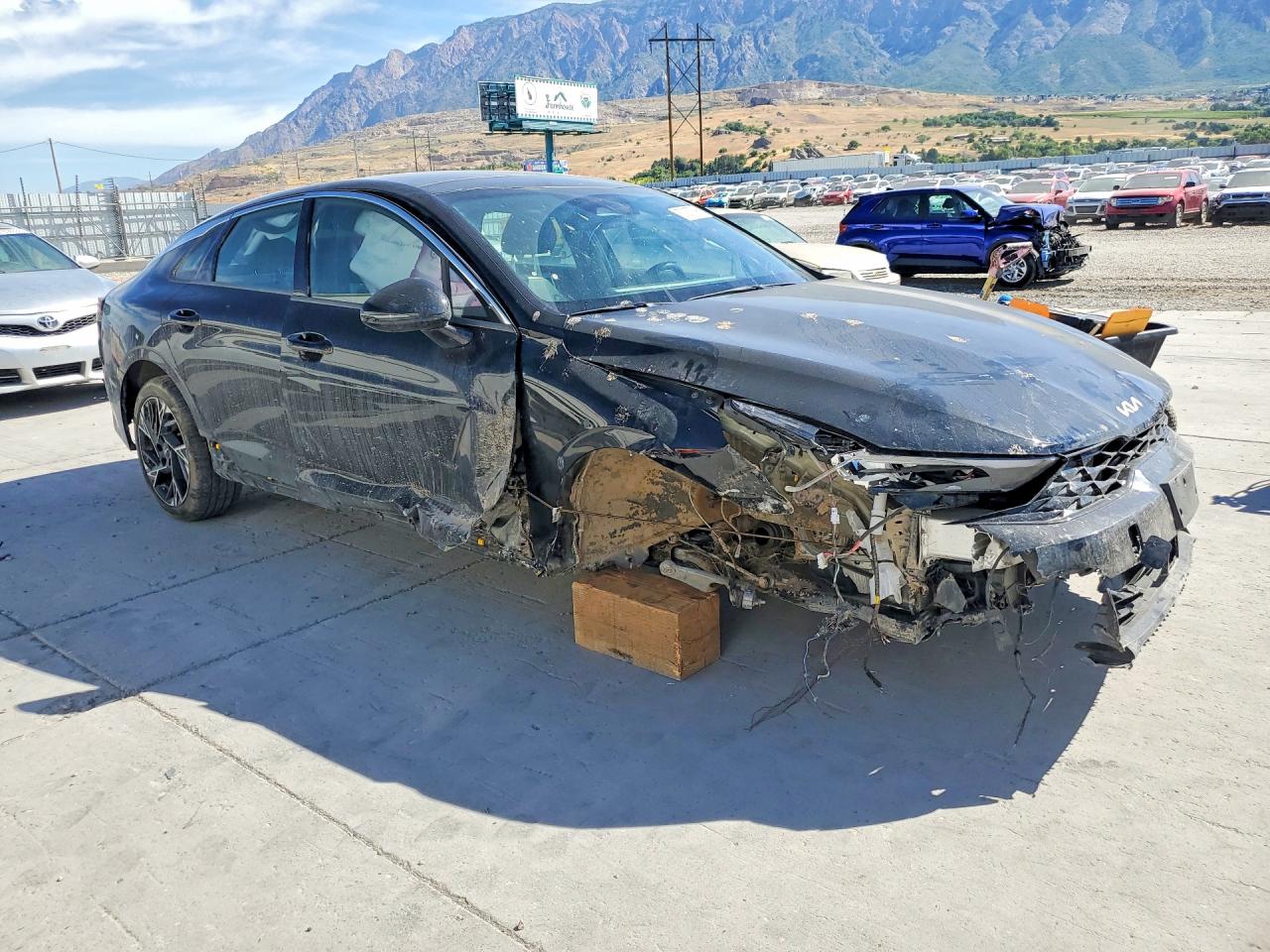 KNAG64J72S5387136 · 2025 KIA K5 · 4/13