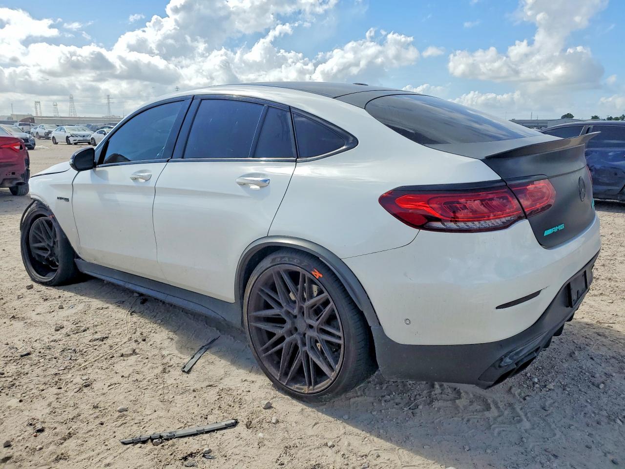 W1N0J8JB0LF802375 · 2020 MERCEDES-BENZ GLC COUPE · 2/12