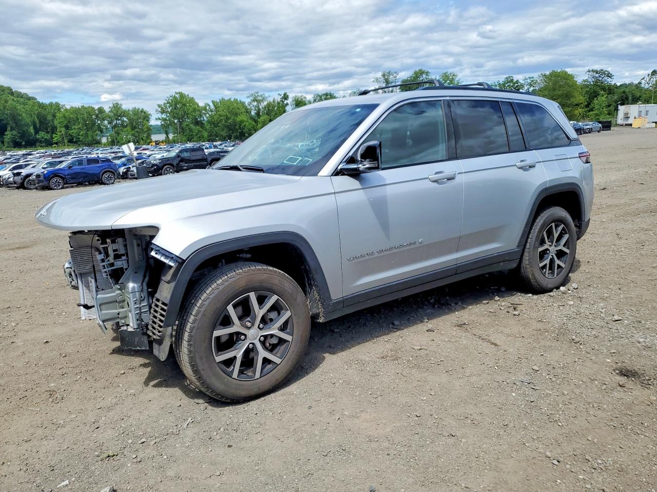 2025 JEEP GRAND CHEROKEE