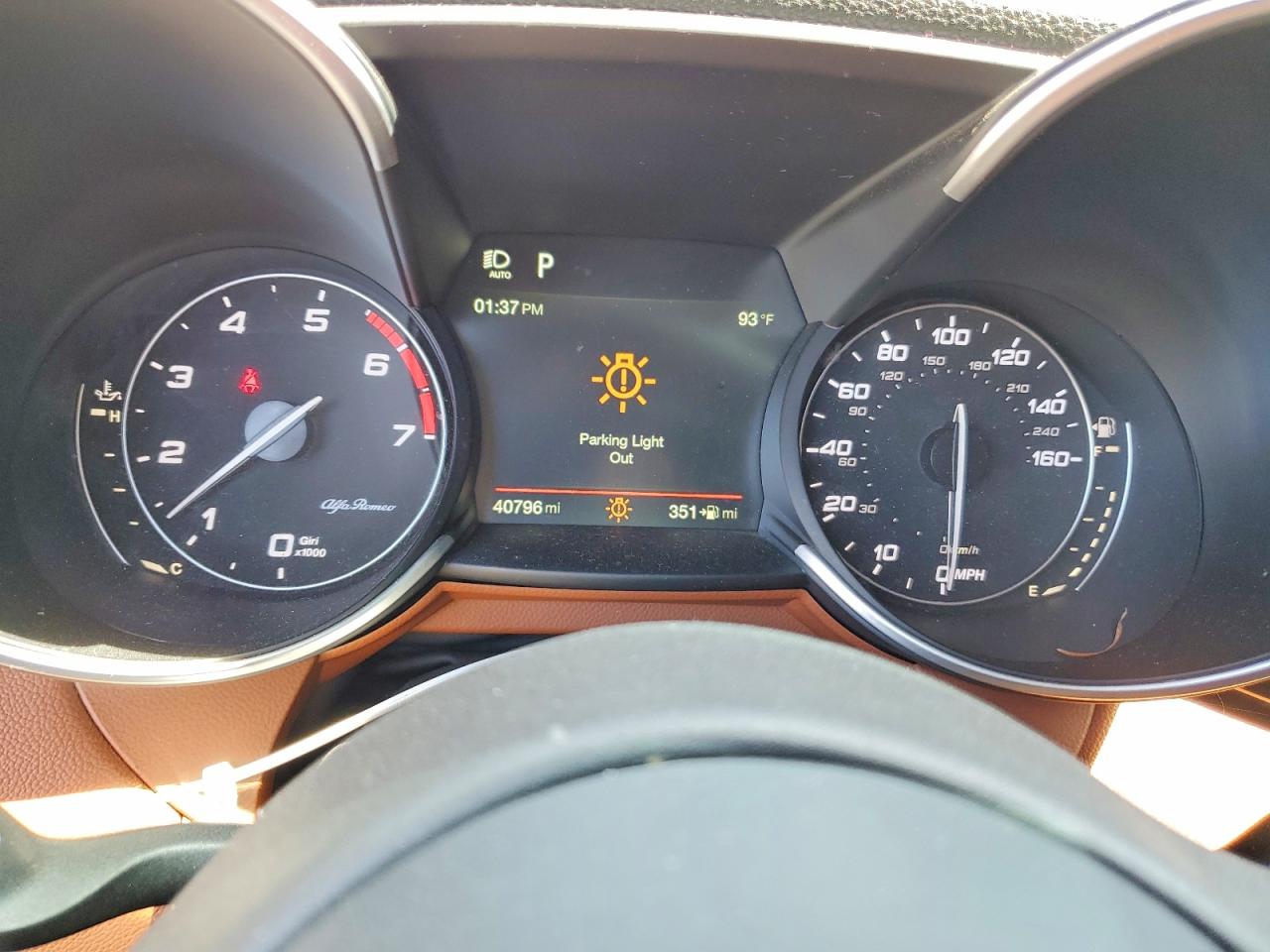 ZARFAEBN7J7581489 · 2018 ALFA ROMEO GIULIA · 9/13