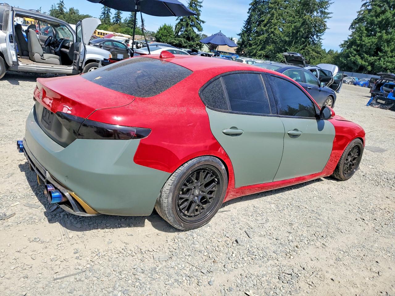 ZARFAEBN7J7581489 · 2018 ALFA ROMEO GIULIA · 3/13