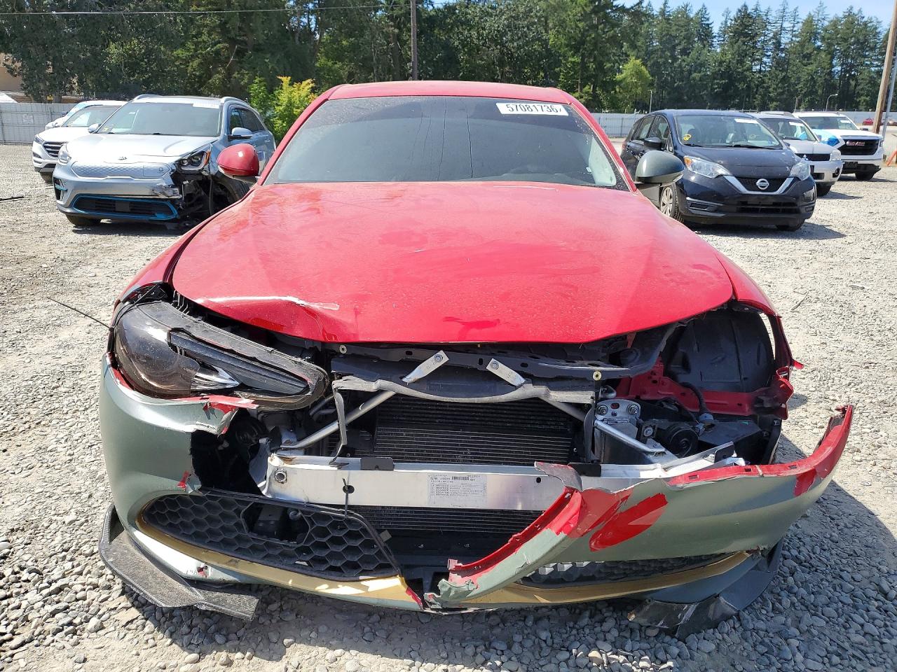 ZARFAEBN7J7581489 · 2018 ALFA ROMEO GIULIA · 5/13