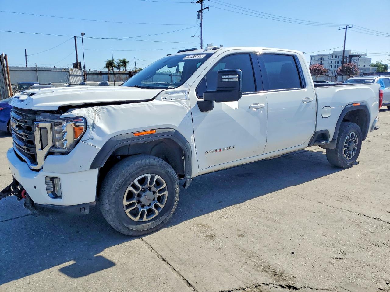 1GT49PEY8NF102018 · 2022 GMC SIERRA