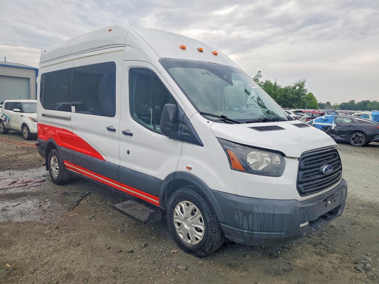 1FTBW2XM3HKA09190 · 2017 FORD TRANSIT · 4/13
