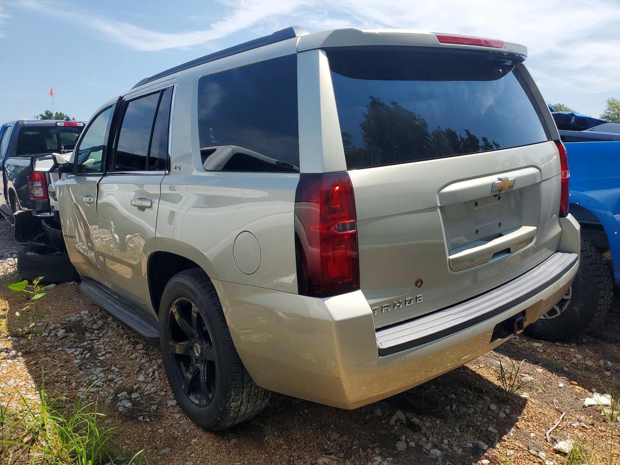 1GNSCAKC0GR339738 · 2016 CHEVROLET TAHOE · 2/12