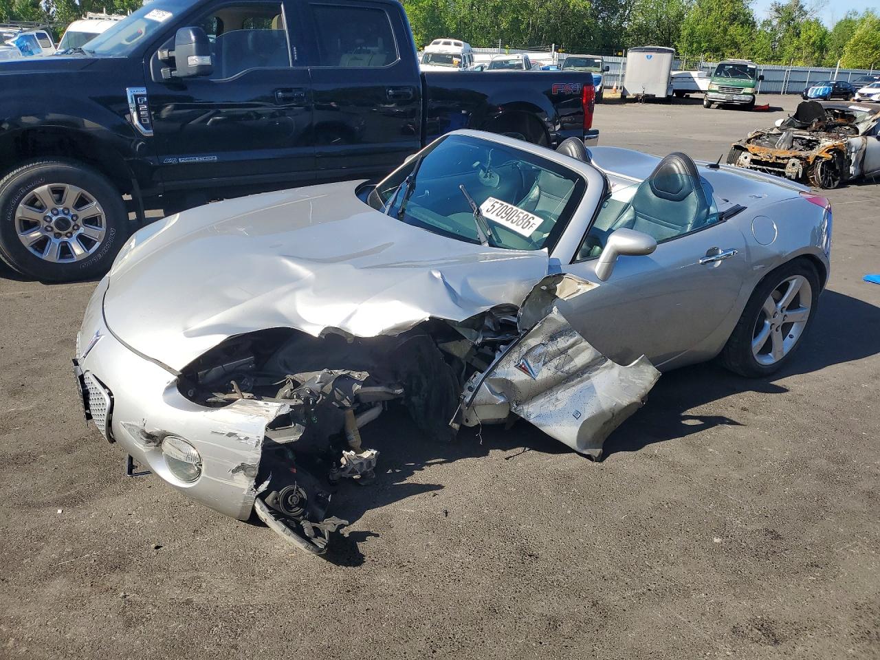 1G2MC35B38Y129050 · 2008 PONTIAC SOLSTICE