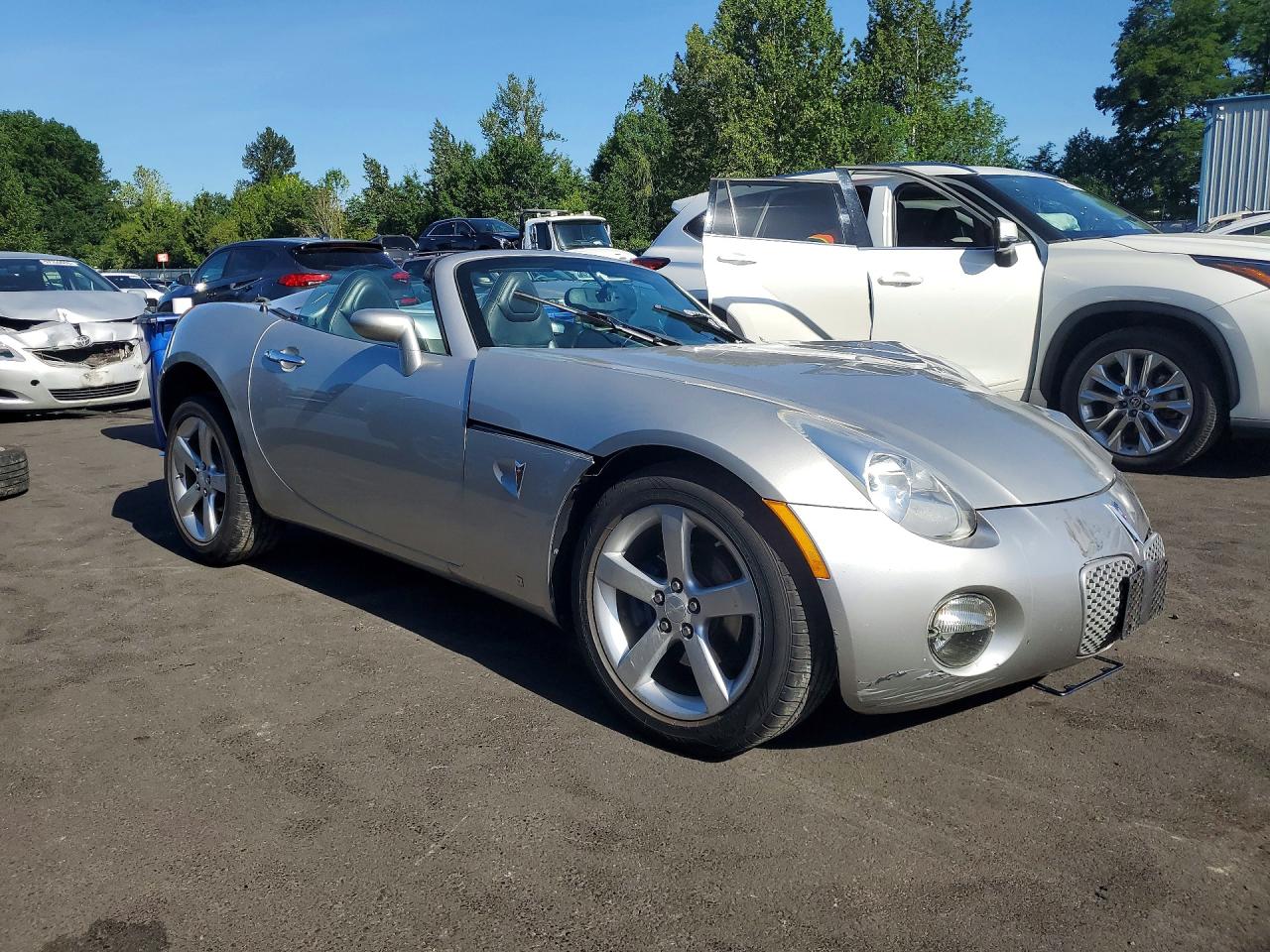 1G2MC35B38Y129050 · 2008 PONTIAC SOLSTICE · 4/13