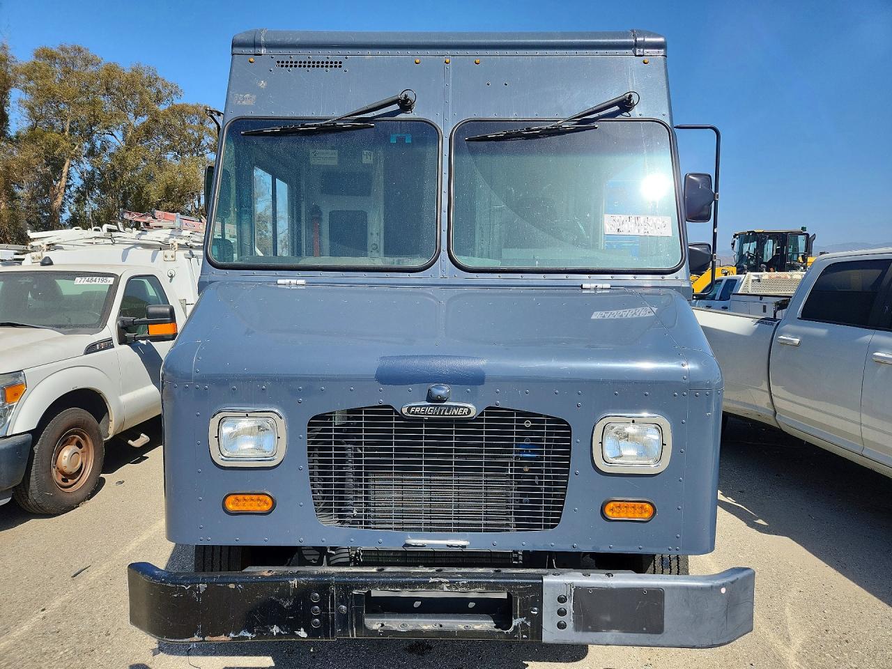 4UZAC2EA2LCMH8049 · 2020 FREIGHTLINER CHASSIS · 5/12