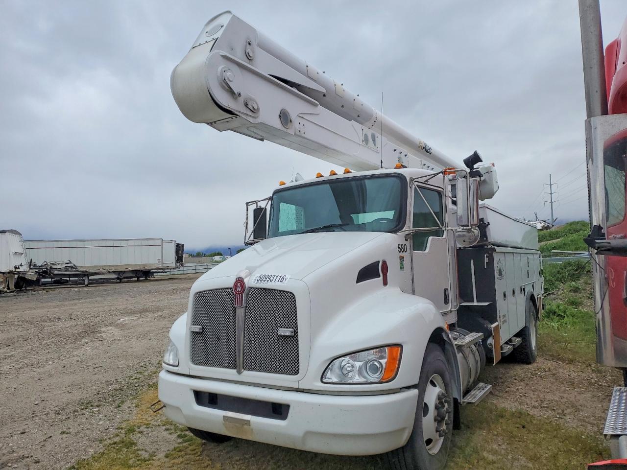 2NKHHJ7XXGM496912 · 2016 KENWORTH CONSTRUCTION · 2/10