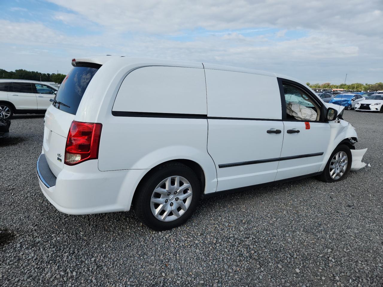 2C4JRGAG6FR666471 · 2015 RAM TRADESMAN · 3/13
