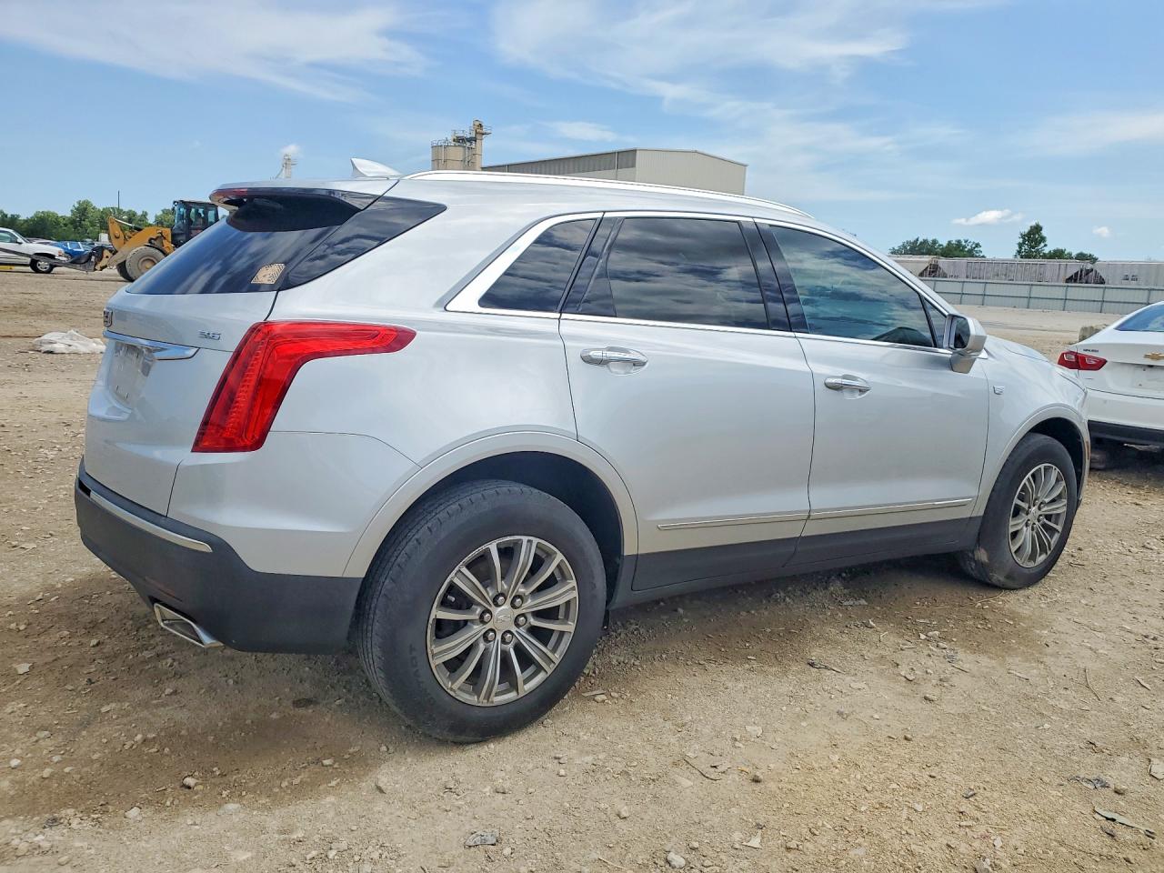 1GYKNBRS6HZ139156 · 2017 CADILLAC XT5 · 3/13