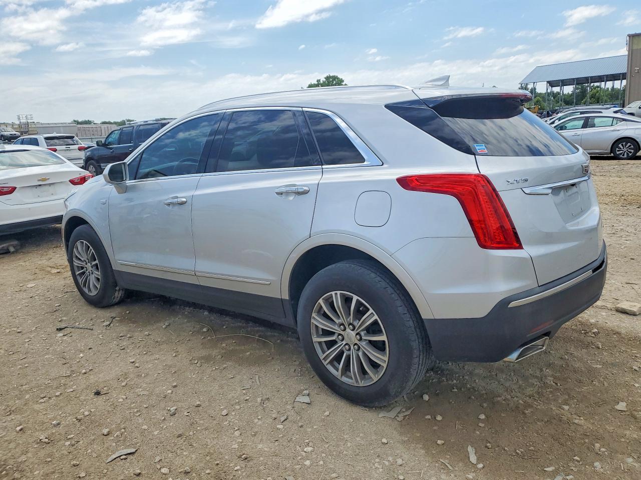 1GYKNBRS6HZ139156 · 2017 CADILLAC XT5 · 2/13