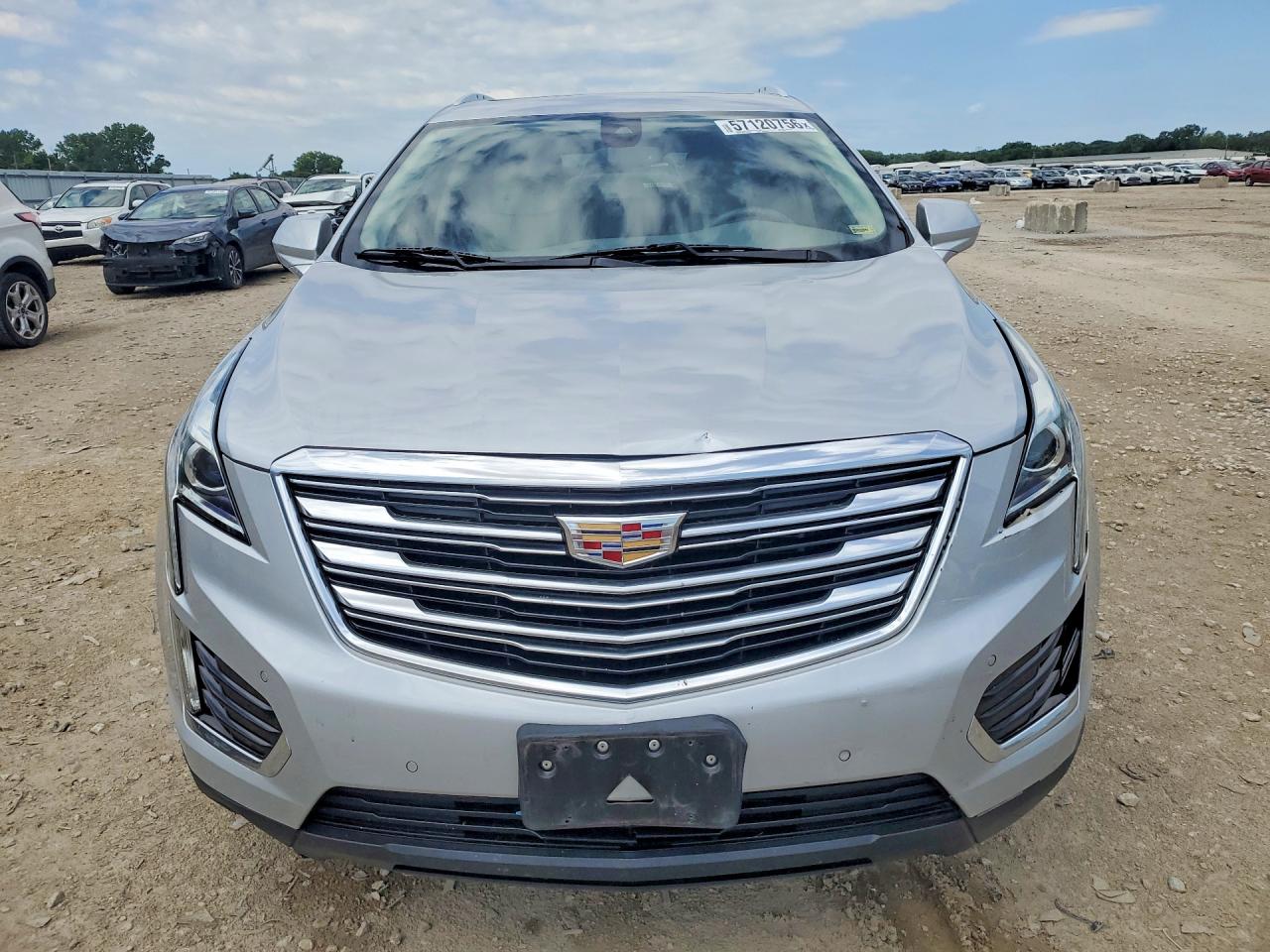 1GYKNBRS6HZ139156 · 2017 CADILLAC XT5 · 5/13