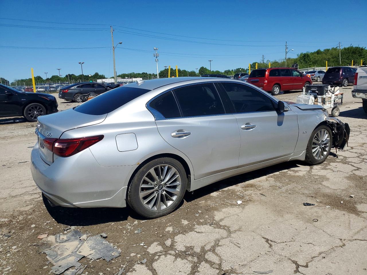 JN1EV7AR2JM431563 · 2018 INFINITI Q50 · 3/12