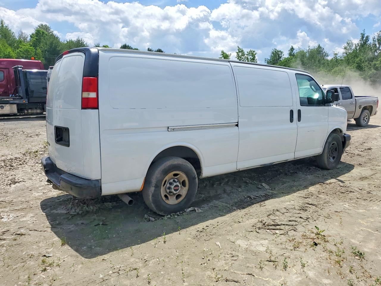 1GCZGHFG1H1187762 · 2017 CHEVROLET EXPRESS G3500 · 3/13