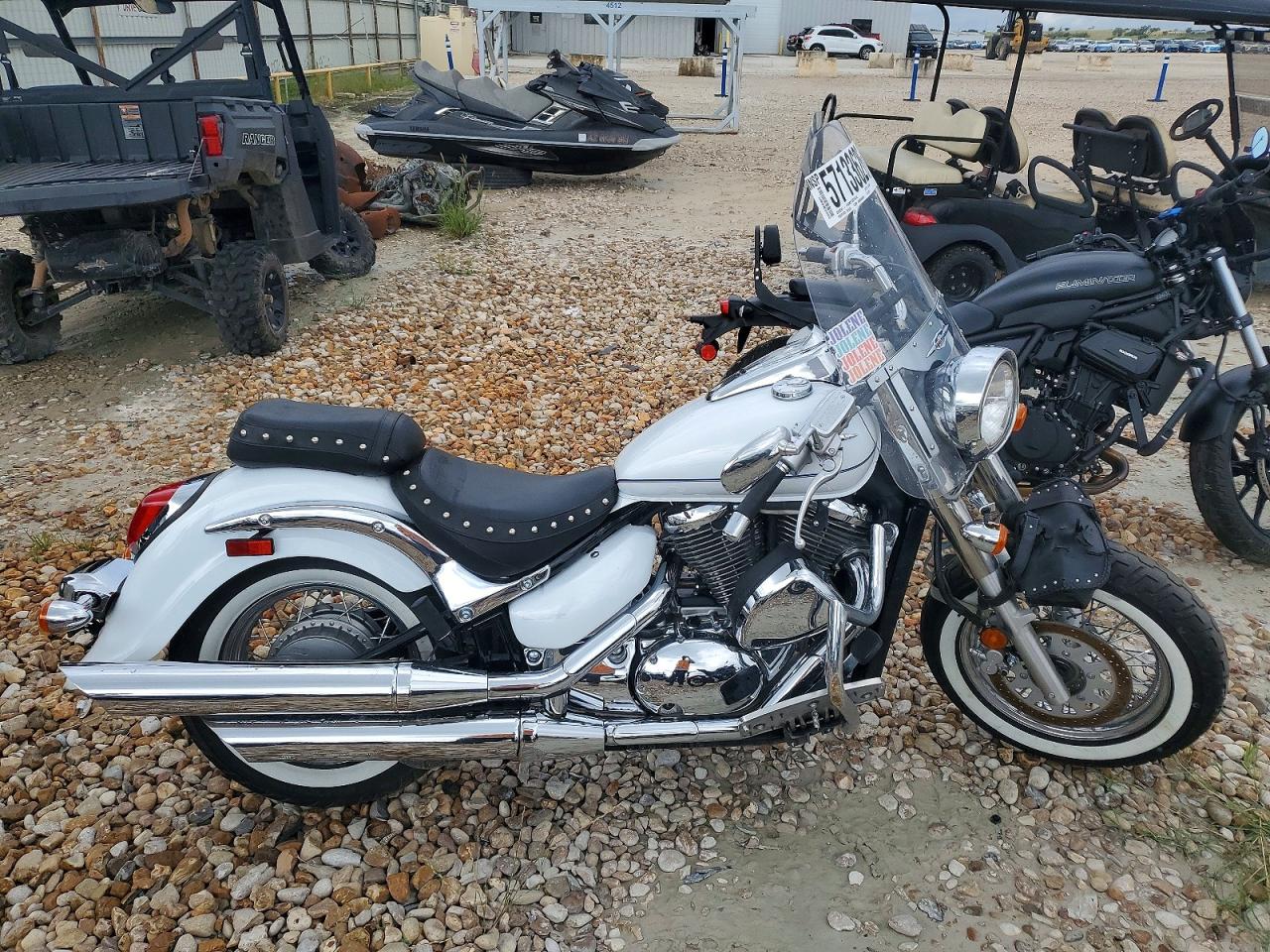 JS1VS55A7S7100213 · 2025 SUZUKI VL800