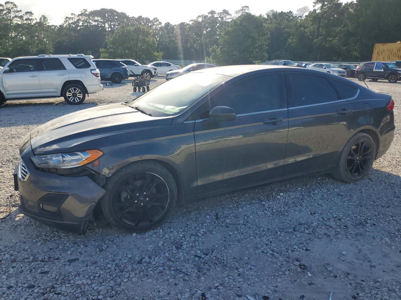 3FA6P0HD1KR282798 · 2019 FORD FUSION