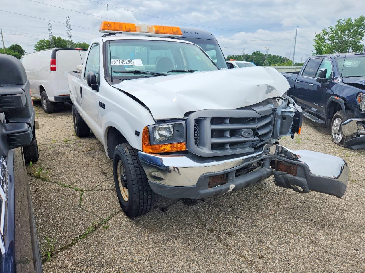 1FTSF31S81EA49363 · 2001 FORD F350 · 4/12