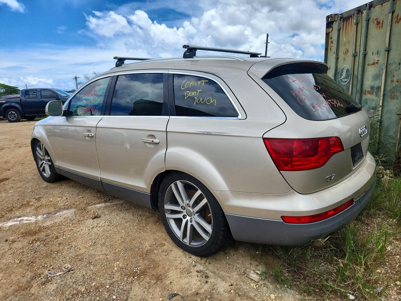 WA1BV74L07D072241 · 2007 AUDI Q7 · 2/13