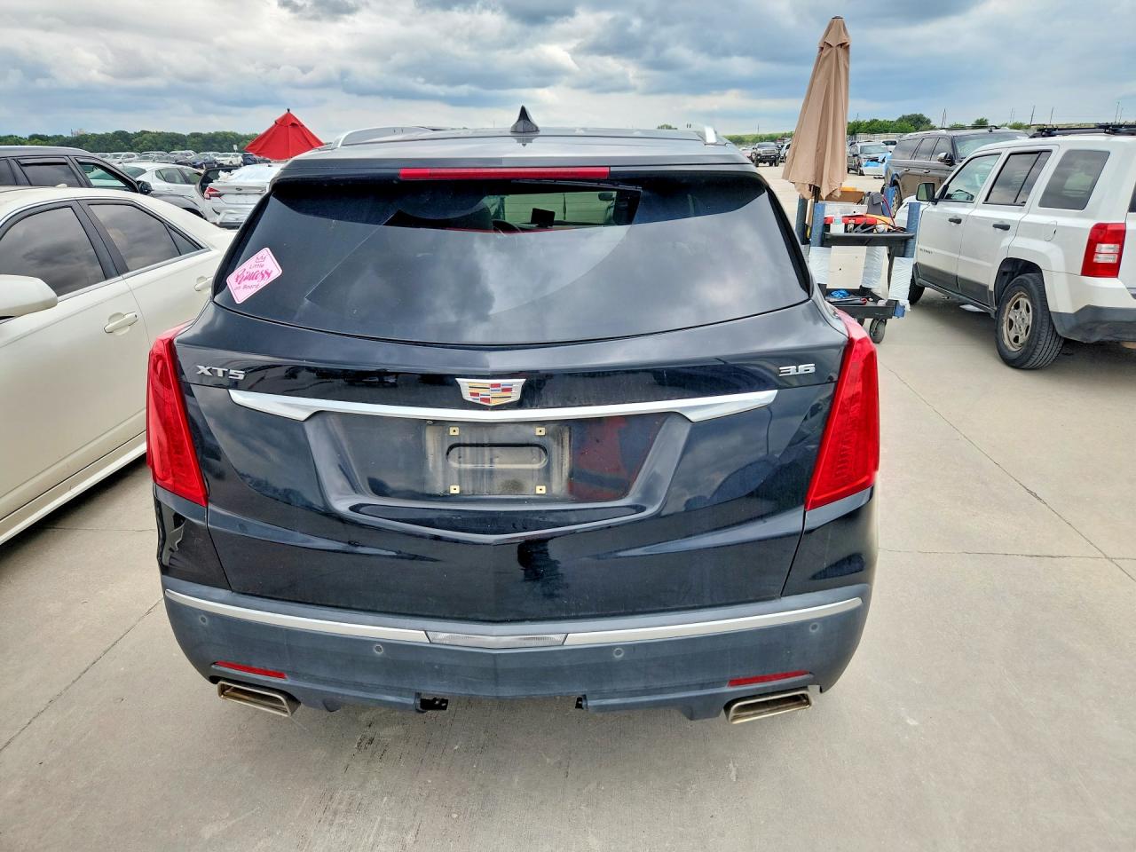 1GYKNBRSXHZ123560 · 2017 CADILLAC XT5 · 6/13