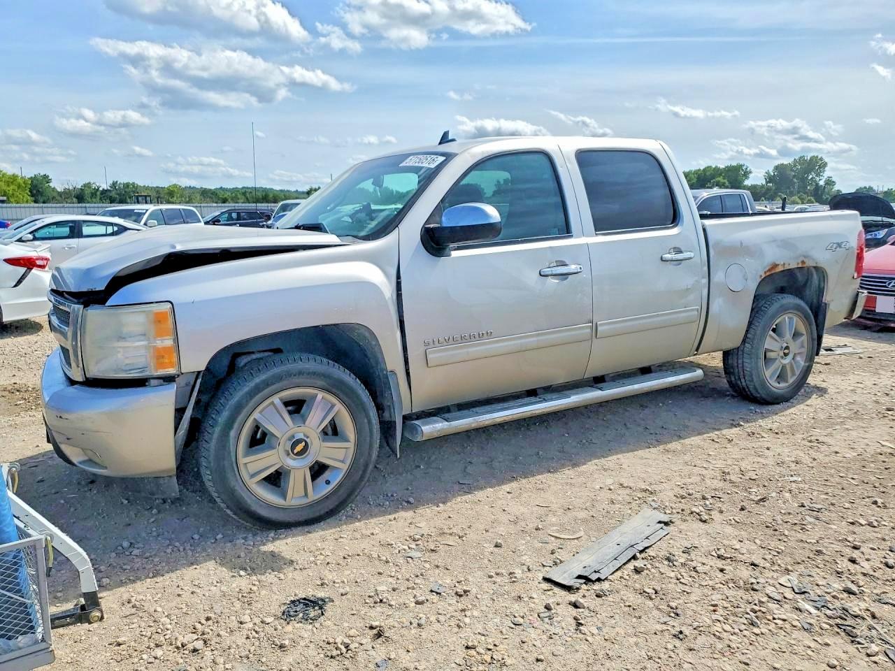 3GCPKSE30BG221927 · 2011 CHEVROLET SILVERADO