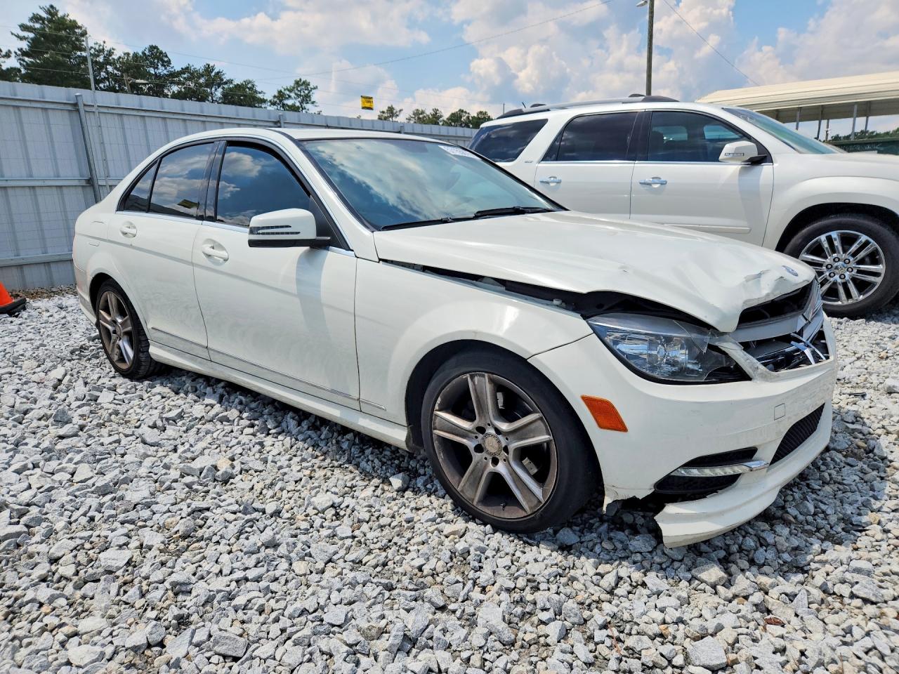 WDDGF5EB9BR185531 · 2011 MERCEDES-BENZ C · 4/12
