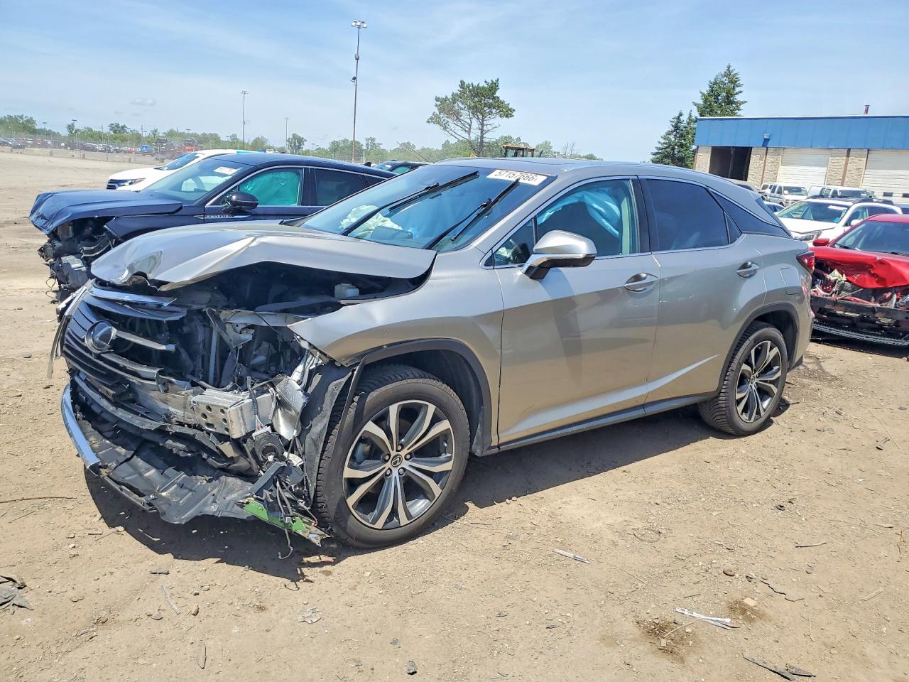 2T2BZMCA6KC209449 · 2019 LEXUS RX 350