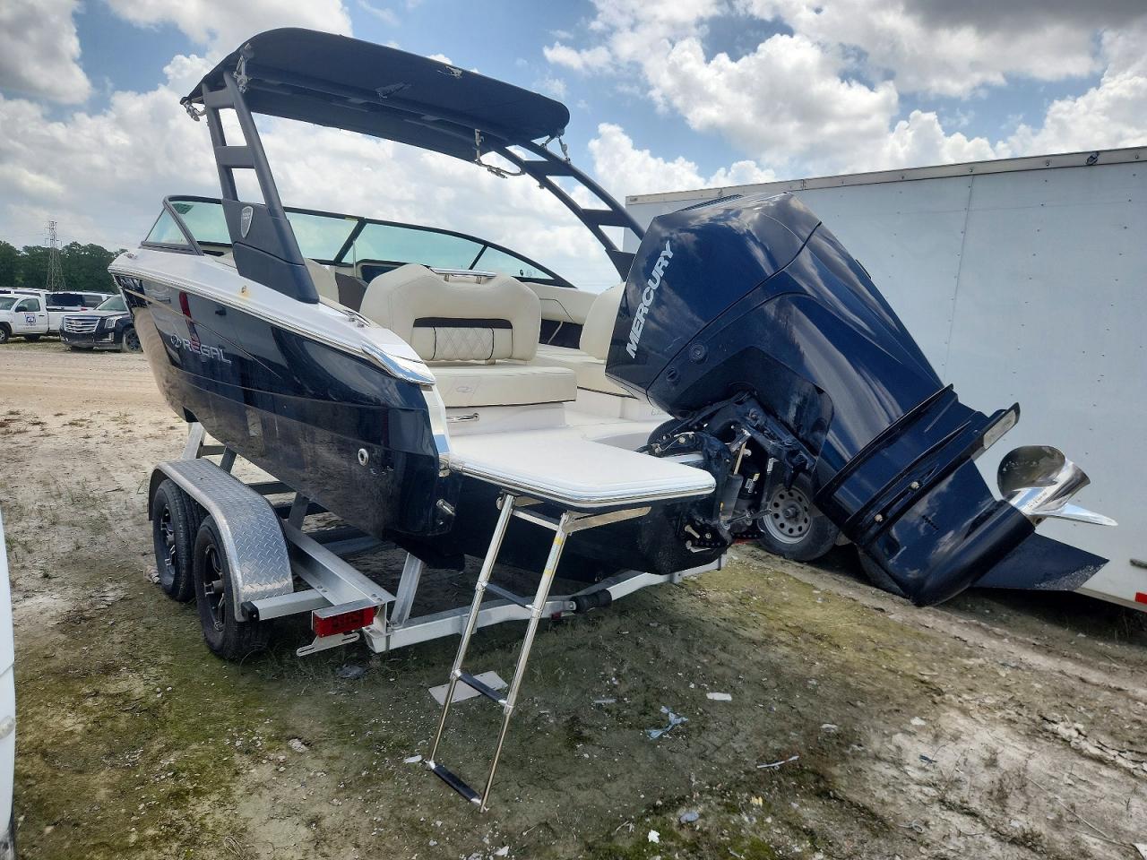 2025 REGAL BOAT · 3/10