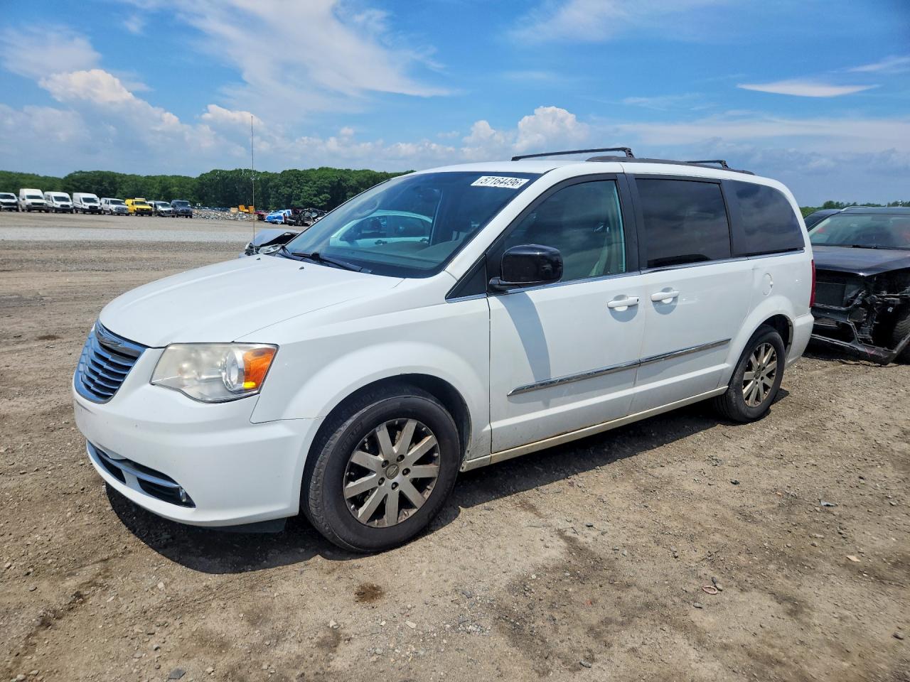 2C4RC1BG6ER317499 · 2014 CHRYSLER TOWN & COUNTRY