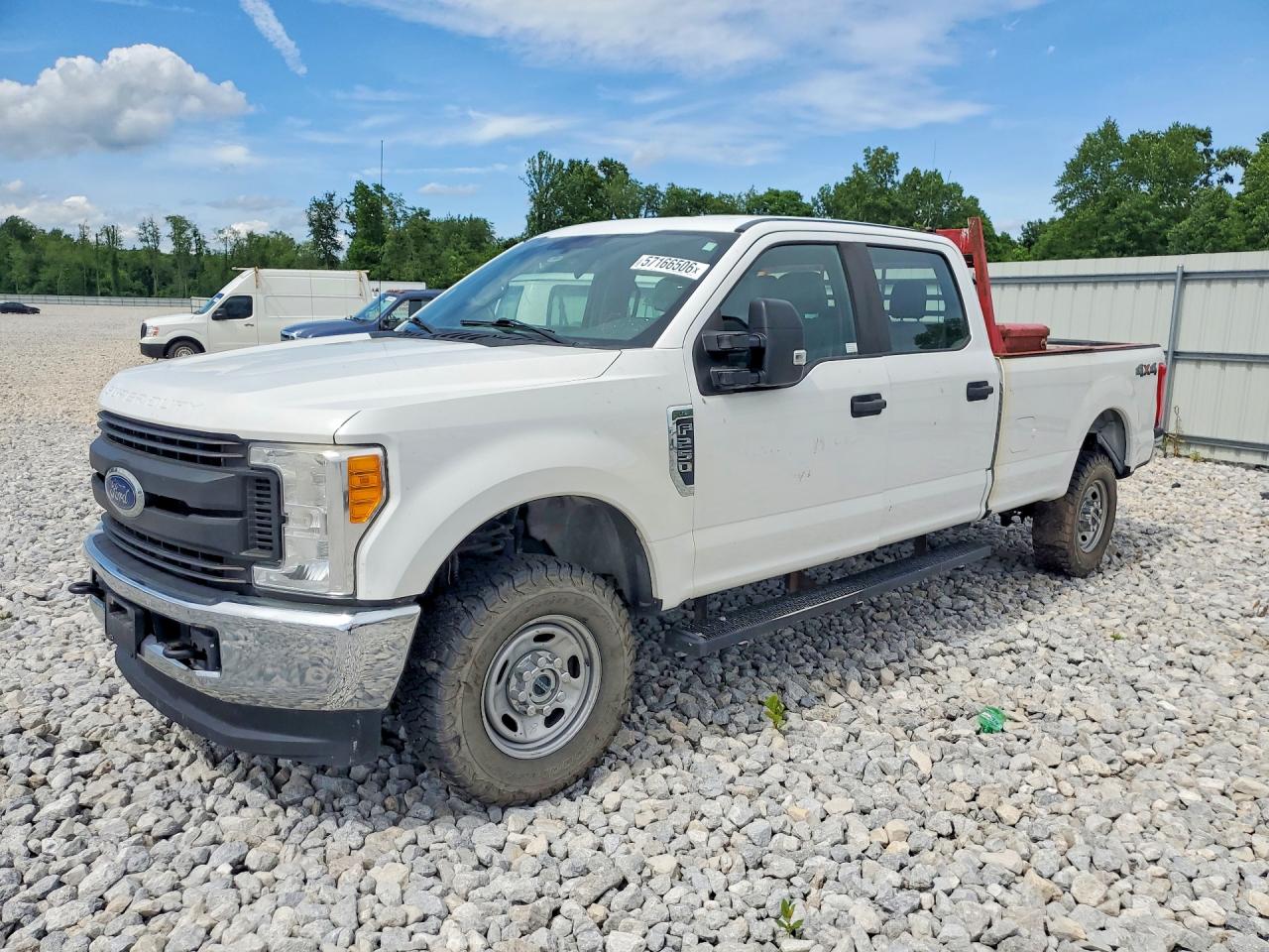 1FT7W2B68HEF22724 · 2017 FORD F250