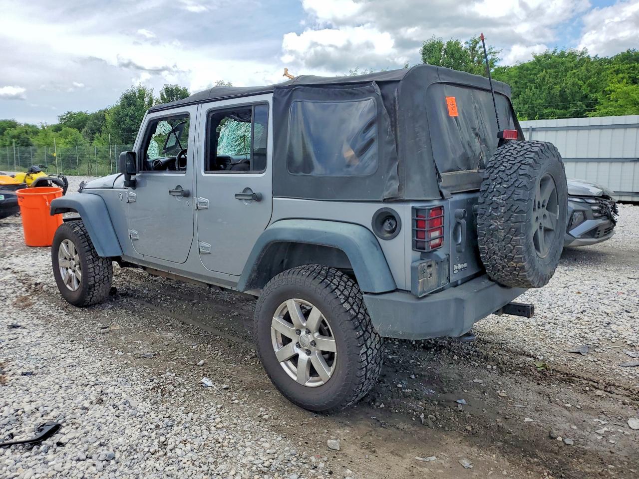 1C4BJWDG5DL589552 · 2013 JEEP WRANGLER UNLIMITED · 2/13