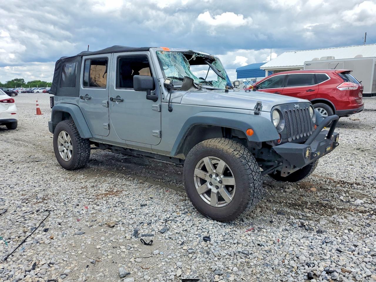 1C4BJWDG5DL589552 · 2013 JEEP WRANGLER UNLIMITED · 4/13