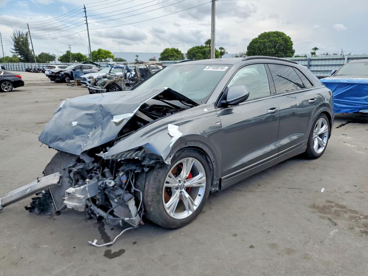 WA1FVAF17MD011720 · 2021 AUDI Q8