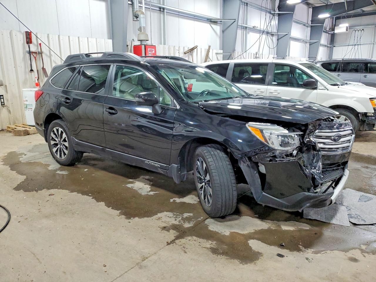 4S4BSENC8G3288602 · 2016 SUBARU OUTBACK · 4/13