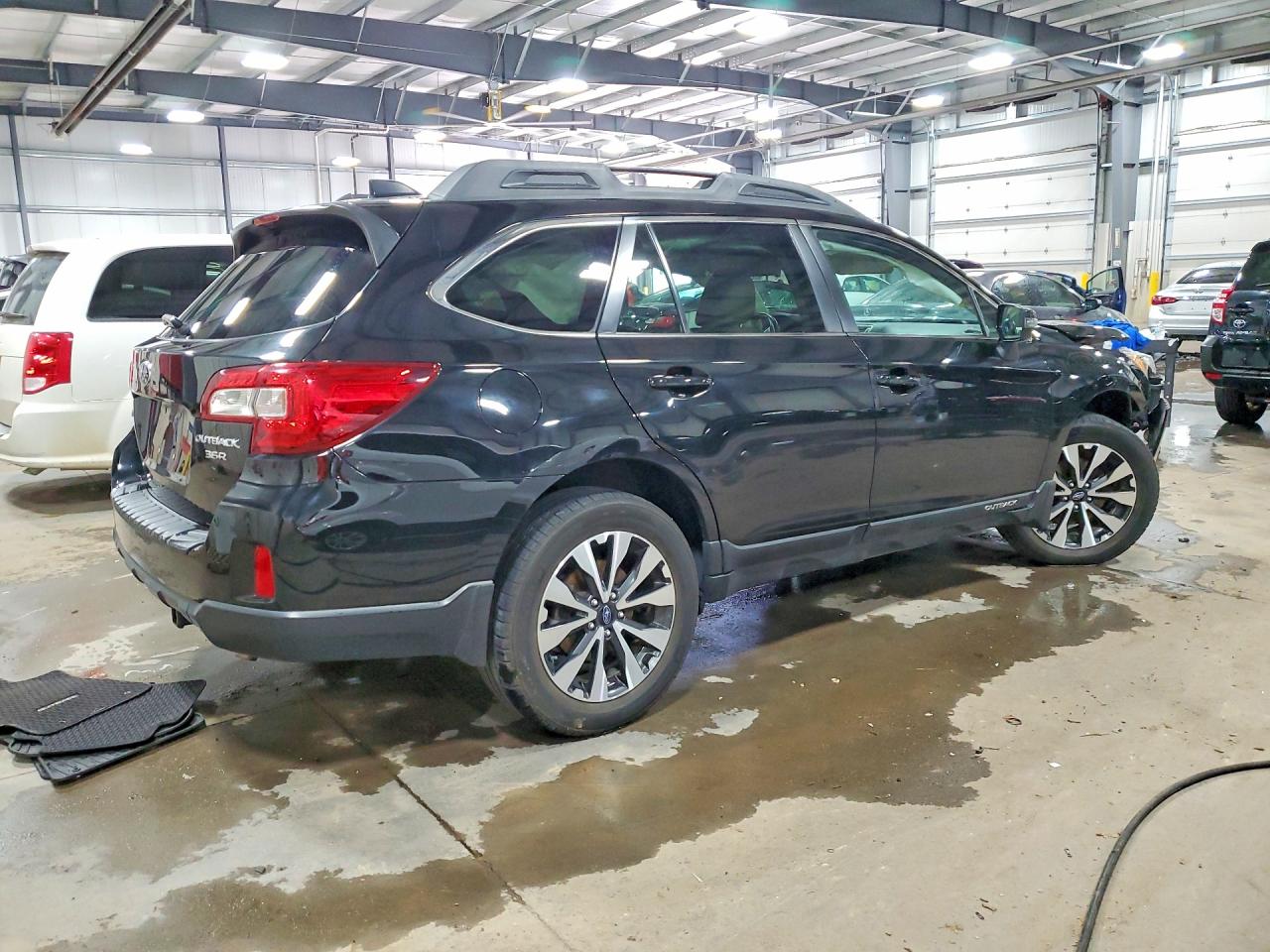 4S4BSENC8G3288602 · 2016 SUBARU OUTBACK · 3/13