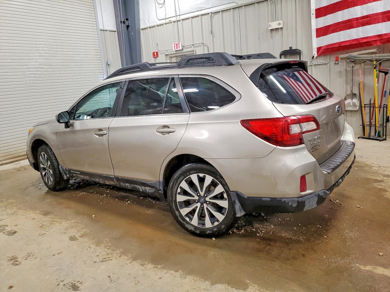 4S4BSAJC6F3359227 · 2015 SUBARU OUTBACK · 2/13