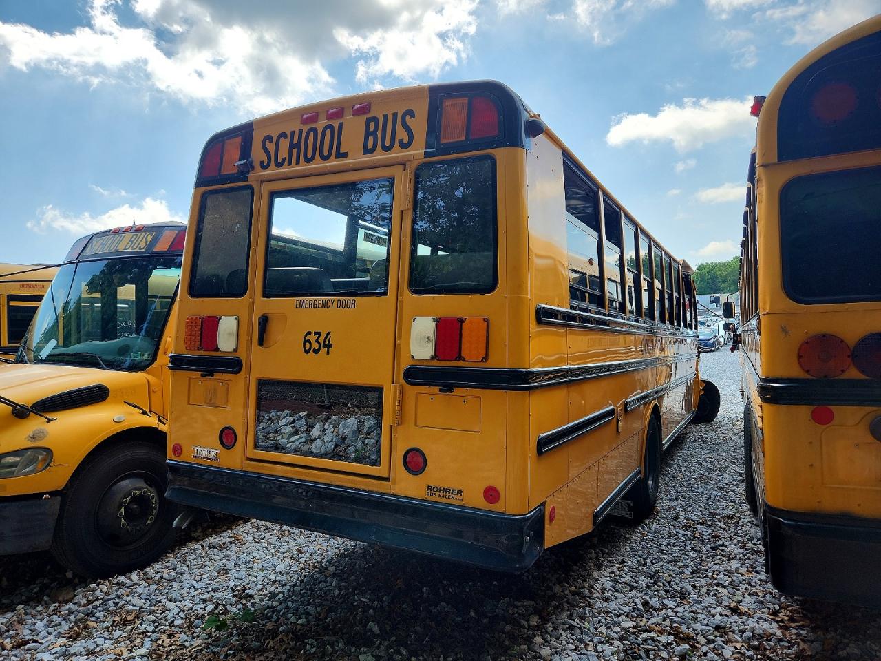 4UZABRFA5NCMX4420 · 2022 THOMABUSES BUS · 4/10