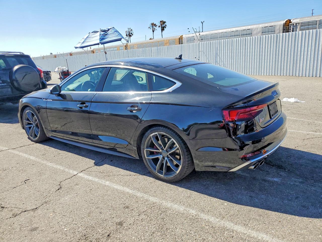 WAUB4CF56JA101442 · 2018 AUDI S5 · 2/12