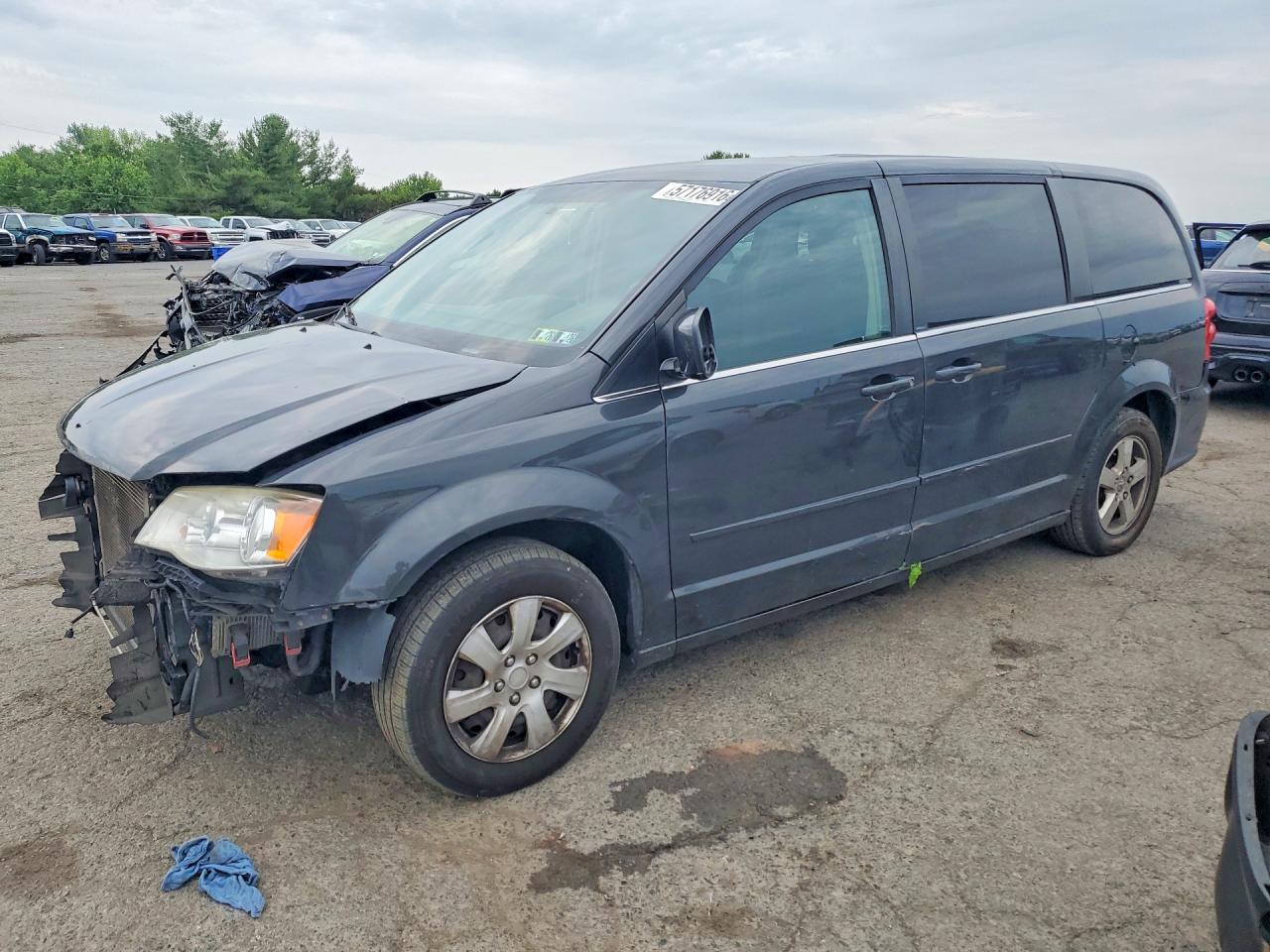 2C4RDGDG3CR108246 · 2012 DODGE GRAND CARAVAN
