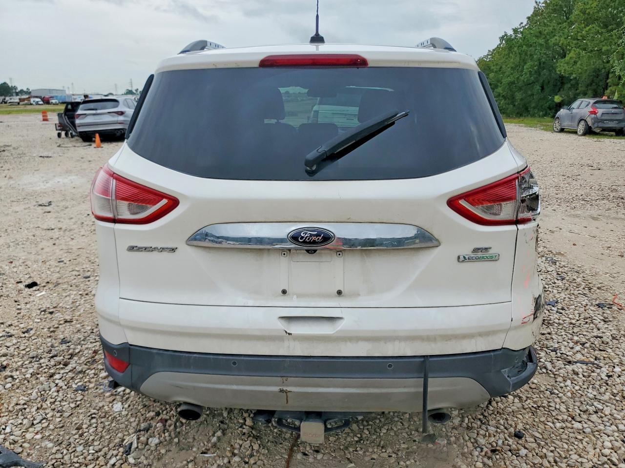 1FMCU0G90FUB83791 · 2015 FORD ESCAPE · 6/13