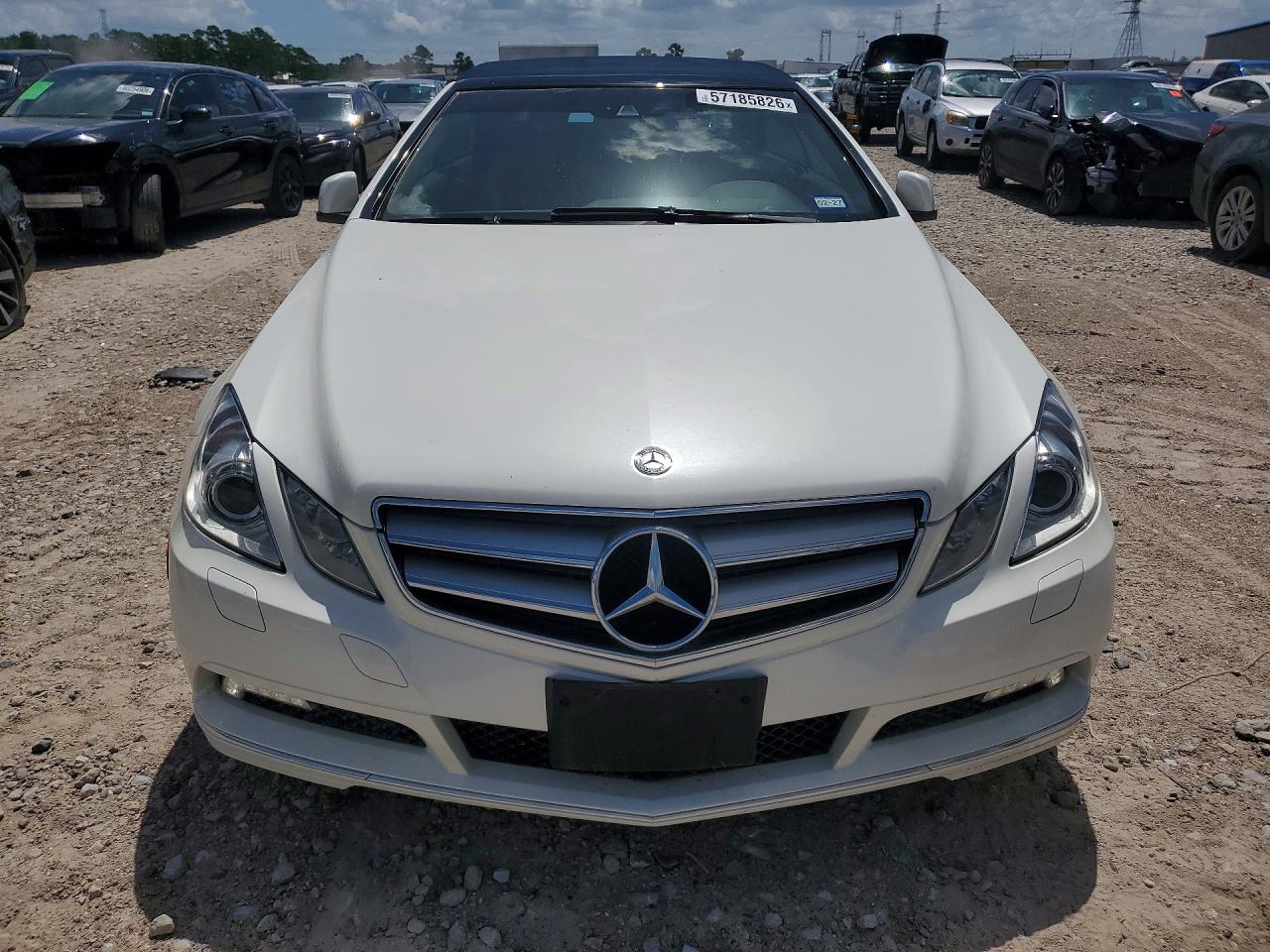 WDDKK5GF3BF098330 · 2011 MERCEDES-BENZ E · 5/13