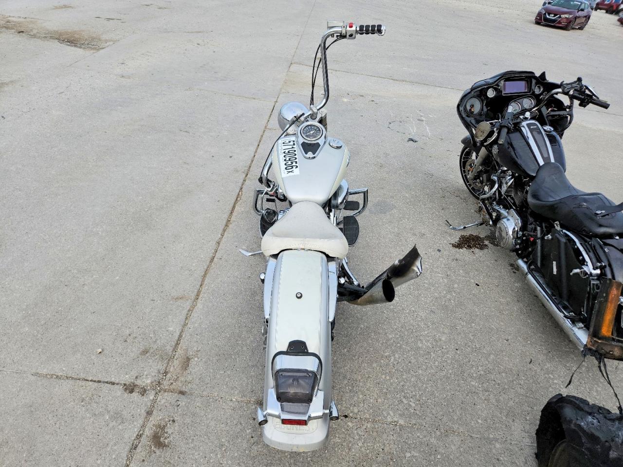 JS1VS55A772104976 · 2007 SUZUKI VL800 · 6/9