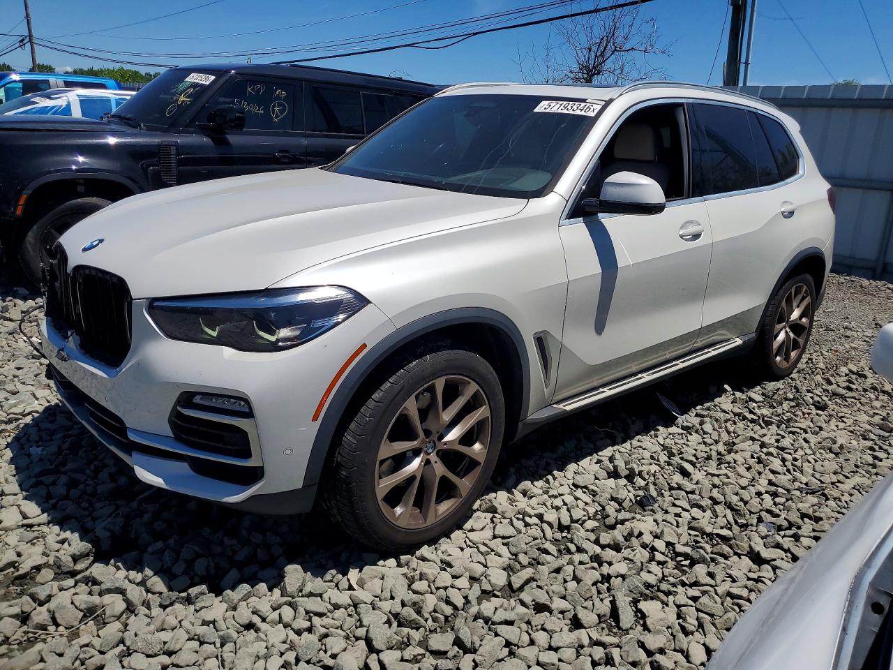 5UXCR4C01M9H62729 · 2021 BMW X5