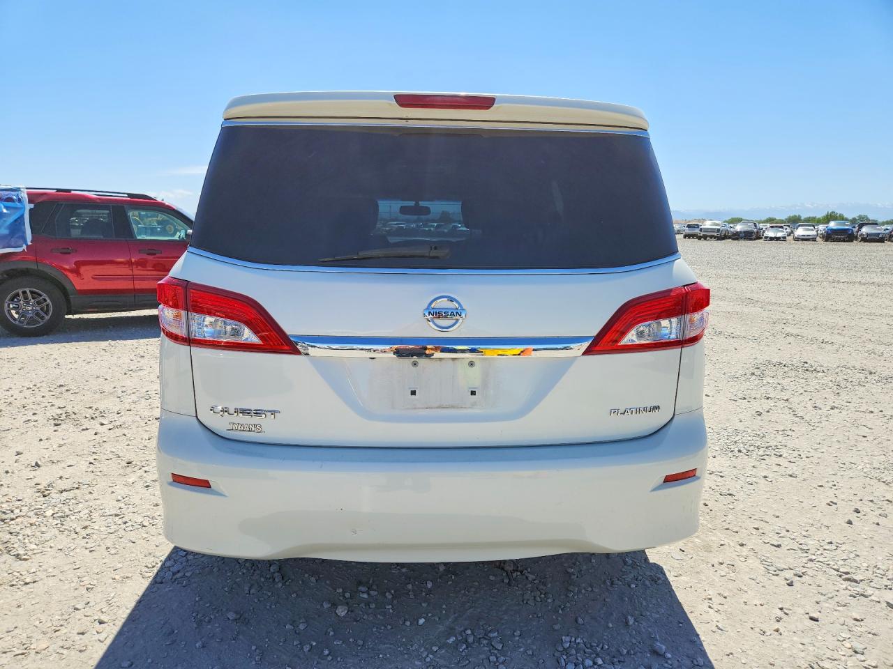 JN8AE2KP0F9128226 · 2015 NISSAN QUEST · 6/13