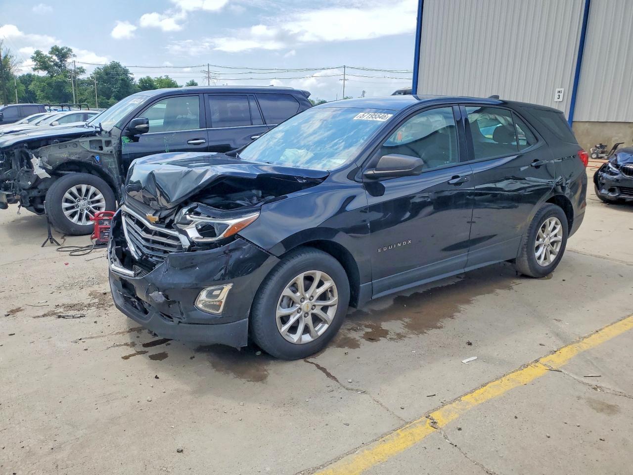 2GNAXHEV3J6293671 · 2018 CHEVROLET EQUINOX