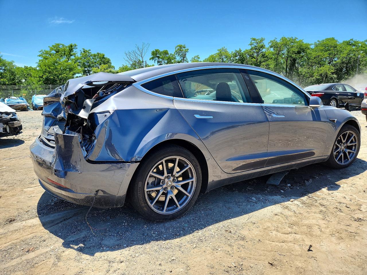 5YJ3E1EB2KF386150 · 2019 TESLA MODEL 3 · 3/12