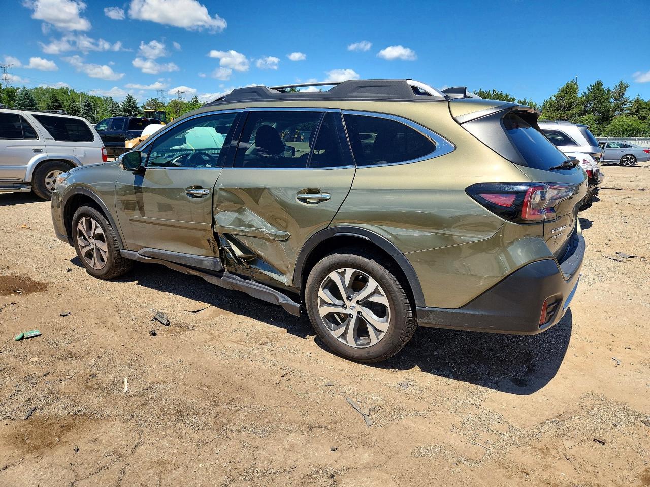4S4BTAPC1M3113672 · 2021 SUBARU OUTBACK · 2/12