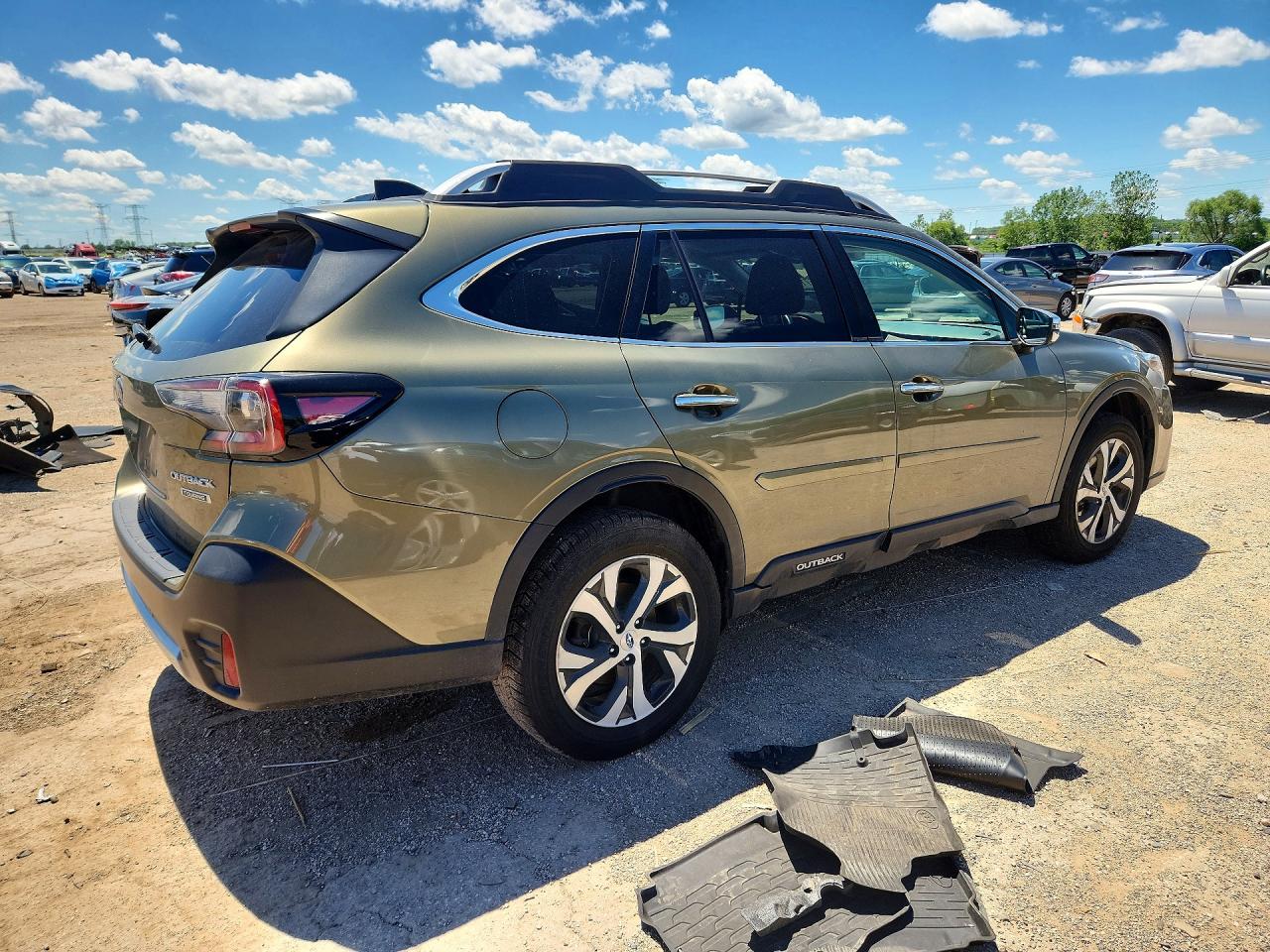 4S4BTAPC1M3113672 · 2021 SUBARU OUTBACK · 3/12