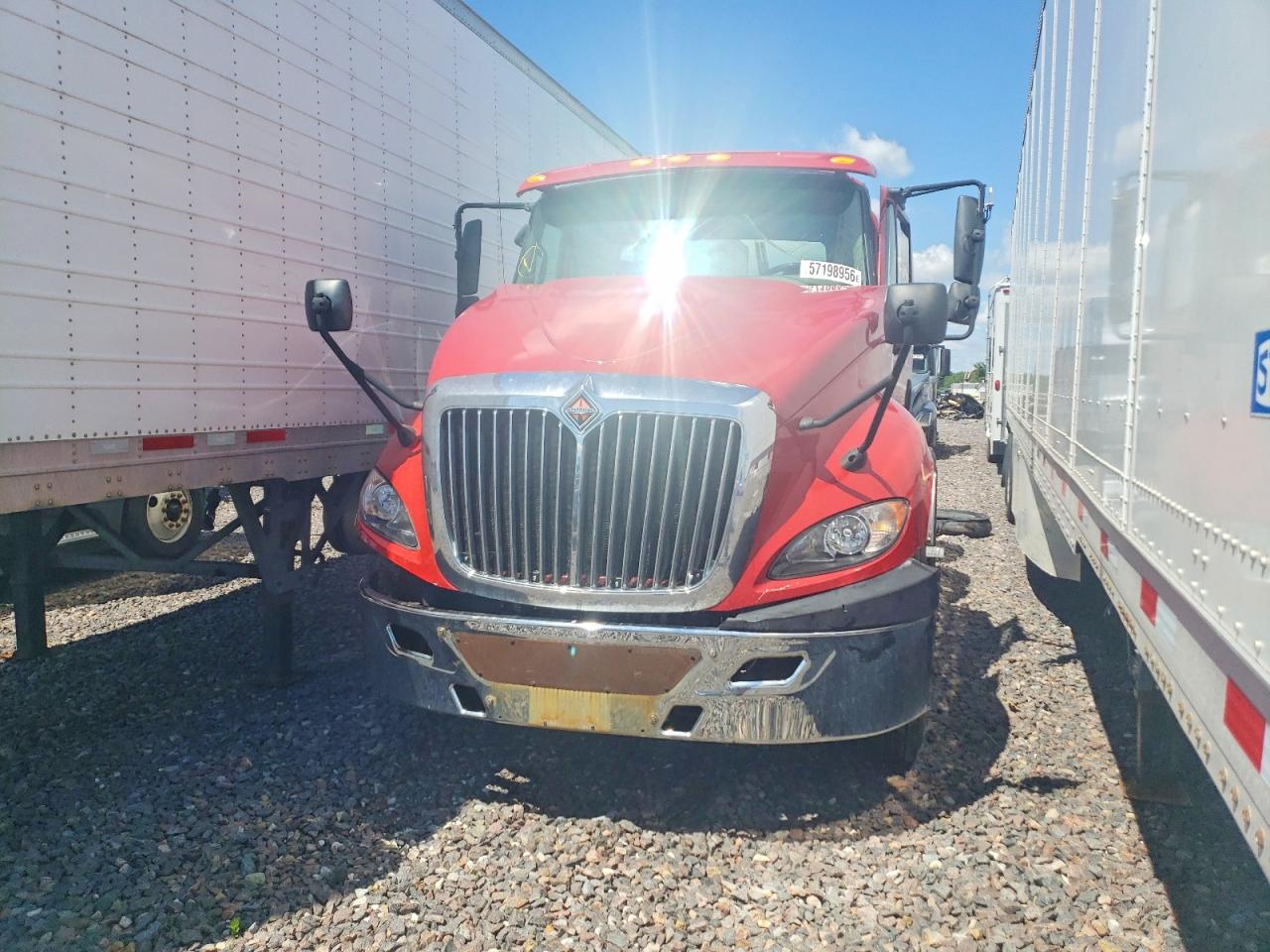1HSDJSNR7FH575523 · 2015 INTERNATIONAL PROSTAR · 2/10
